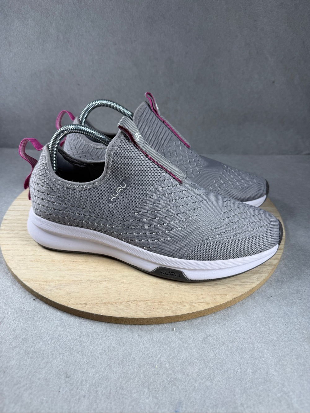 KURU Atom Slip-On Walking Shoes Women’s 11 Stone Gray Berry Pink